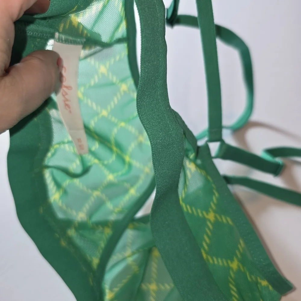 Colsie Size XS Green Bralette NWOT